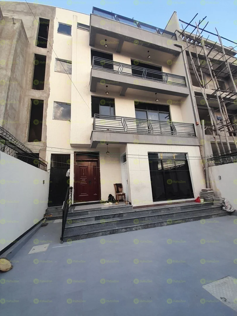 150 ካሬ የሚሸጥ G+3 በአያት