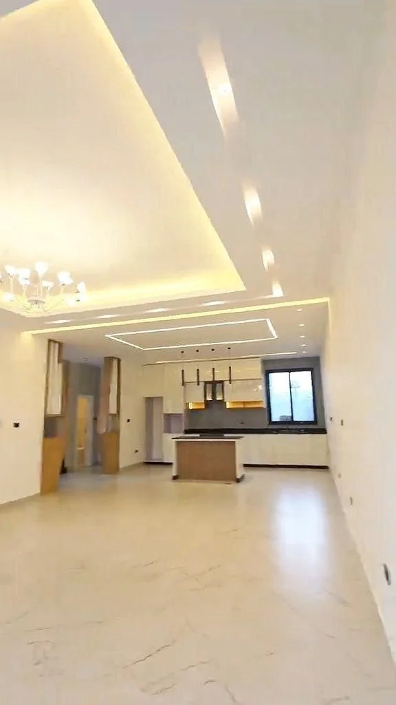 230 ካሬ የሚሸጥ G+2 ቤት በአያት
