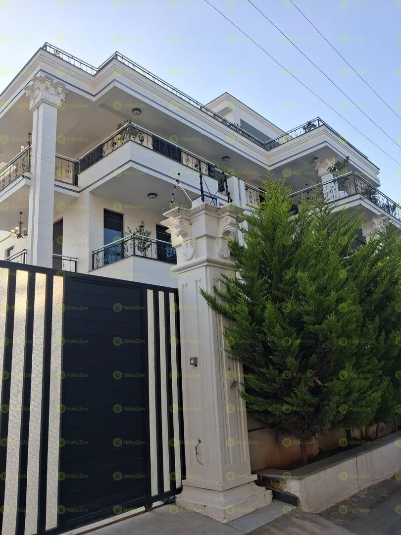560 ካሬ የሚሸጥ G+3 ቤት በአያት