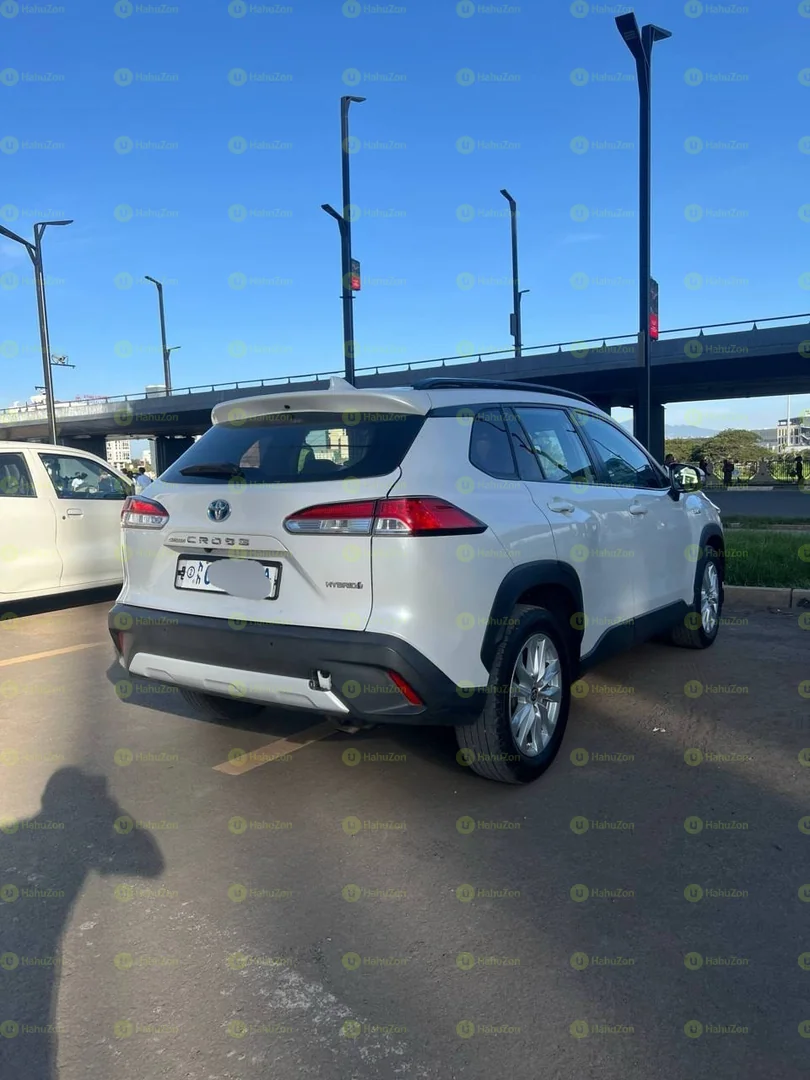 2022 Model-Toyota Corolla Cross