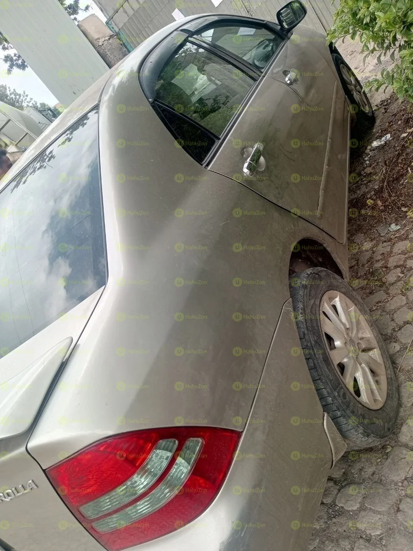 2002 Model-Toyota Corolla