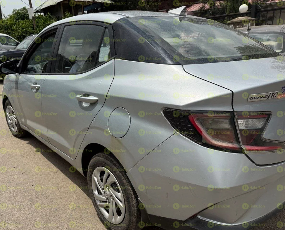 2020 Model-Hyundai Grand i10