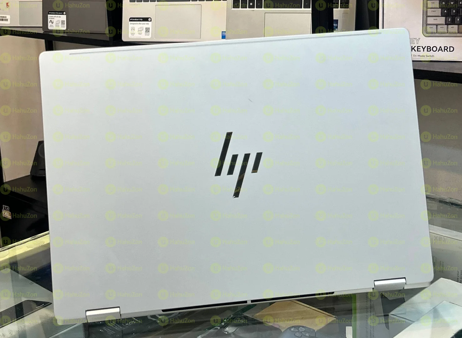Omnibook Ultra 7 Laptop