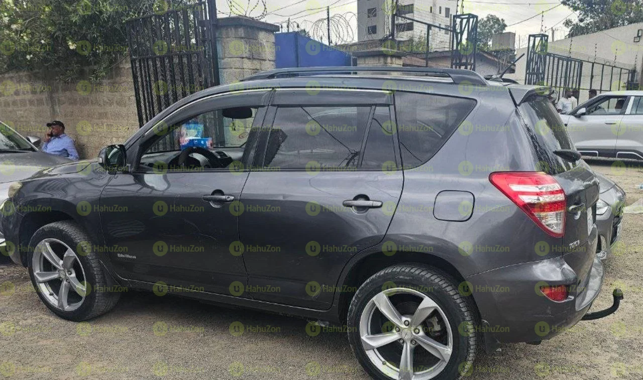 2011 Model-Toyota Rav4