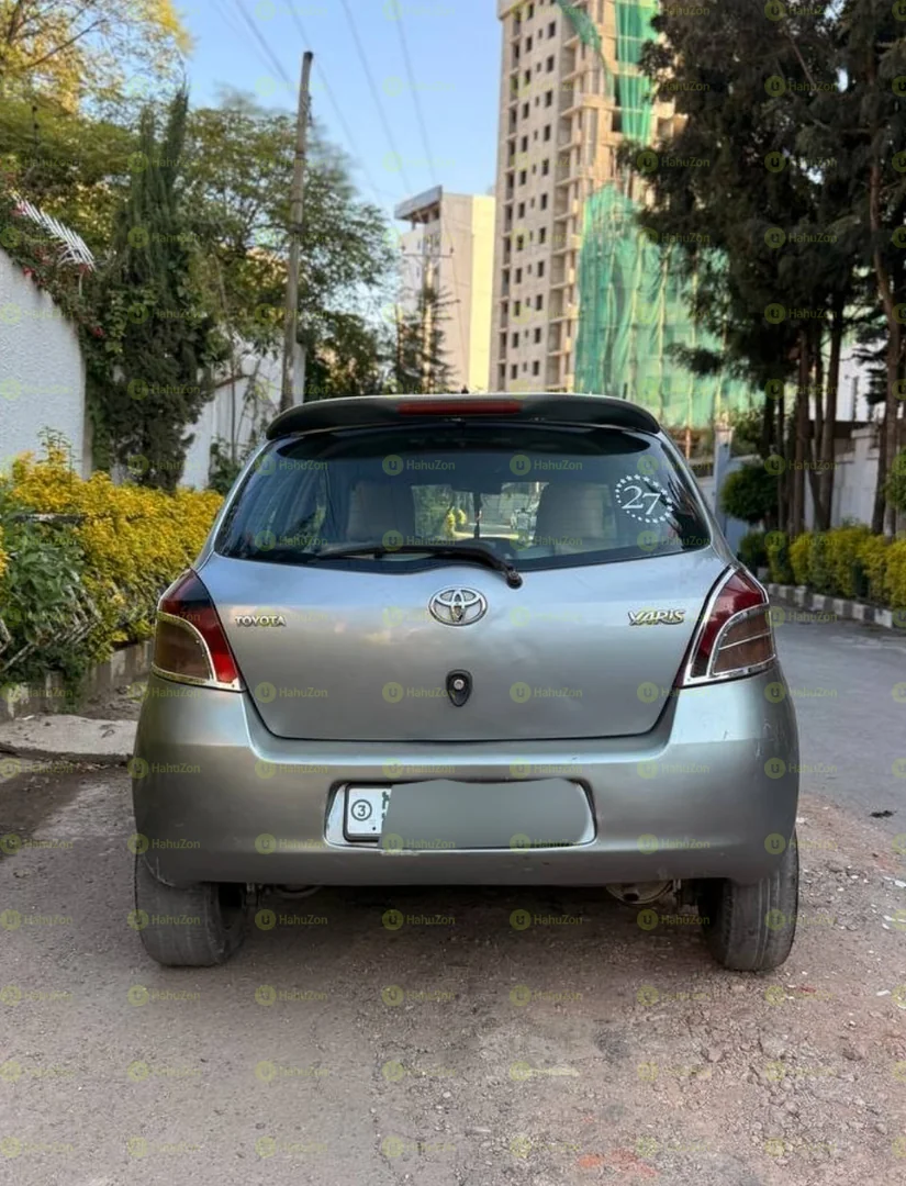 2008 Model-Yaris Compact