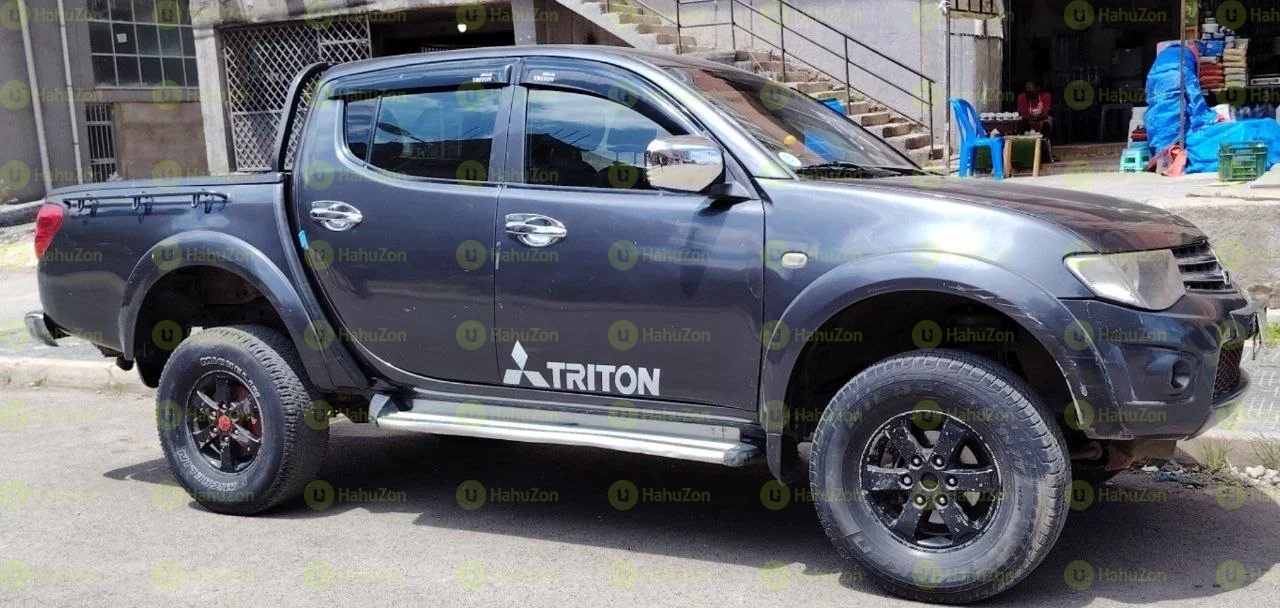 2011 Model-Mitsubishi Double DID l200