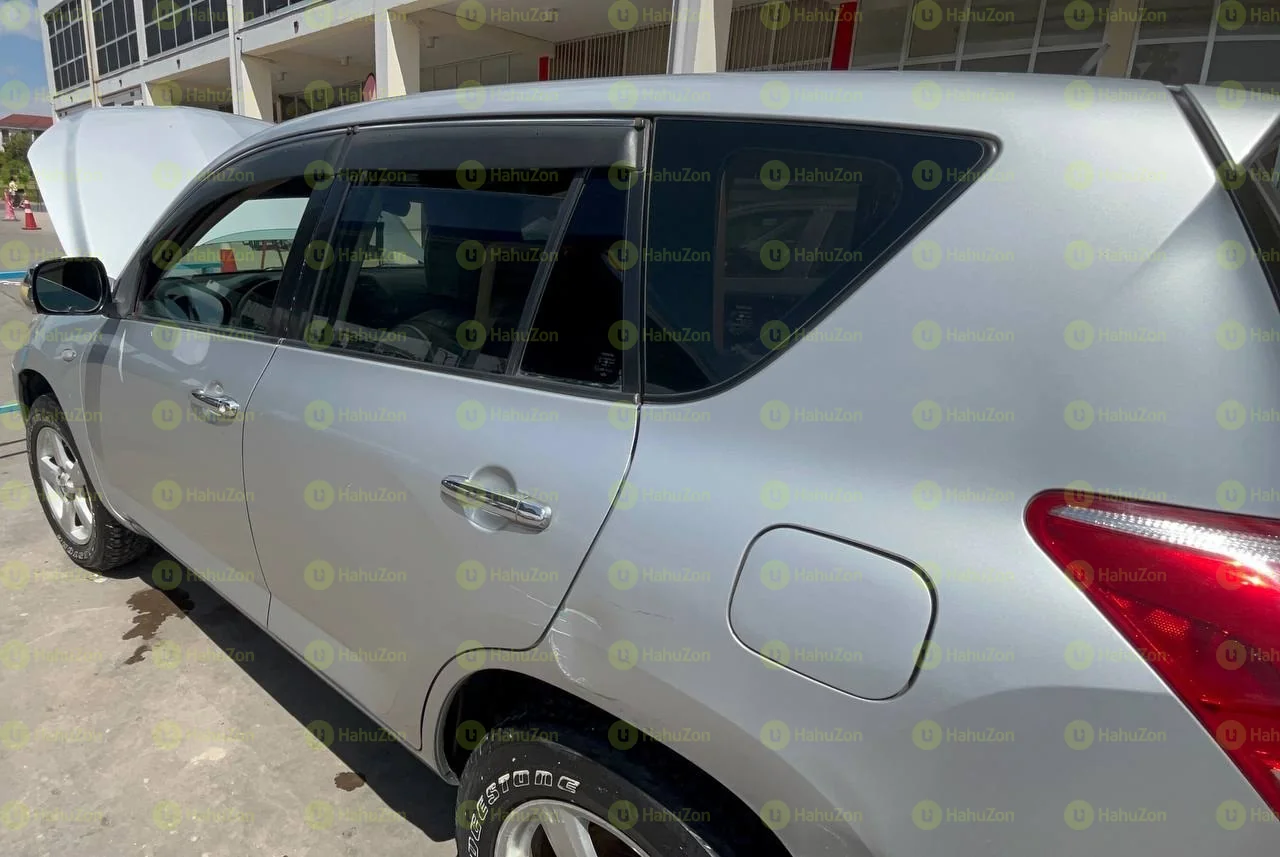 2006 Model-Toyota Rav4