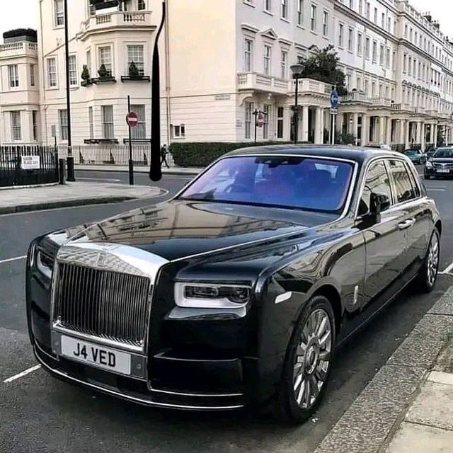 Friends car & house