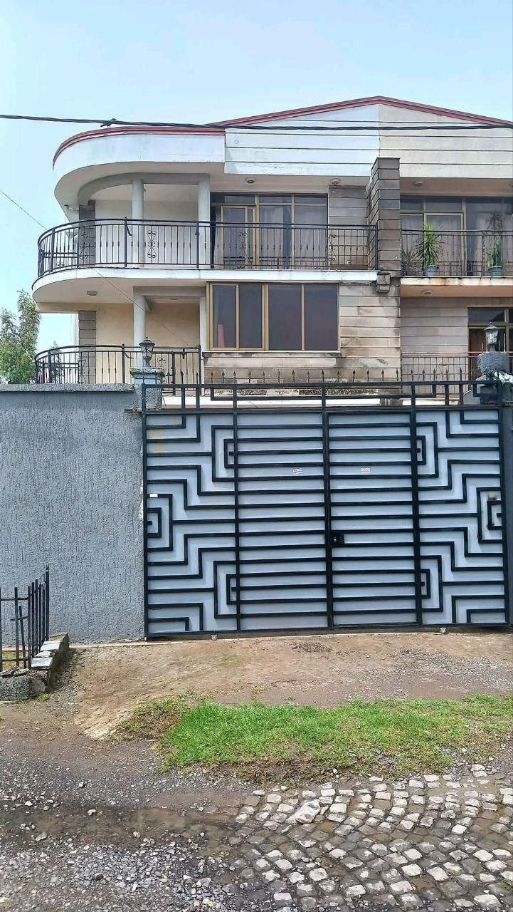 Rayde adis car & house