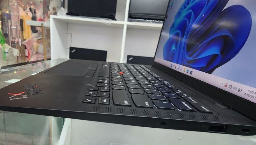 Lenovo ThinkPad X1 Core i7 8th Generation Laptop