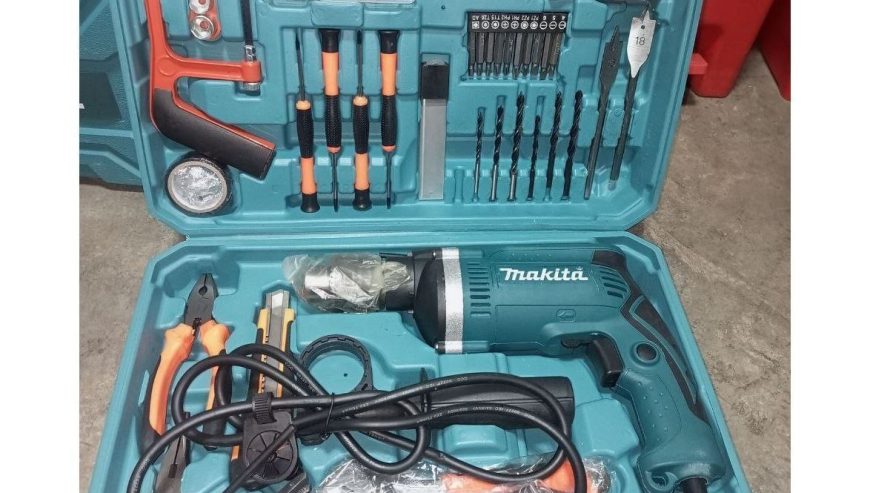 Normal Makita Drill With Full Accessories