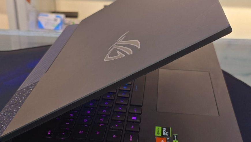 Asus Rog Srix scar 17 Laptop