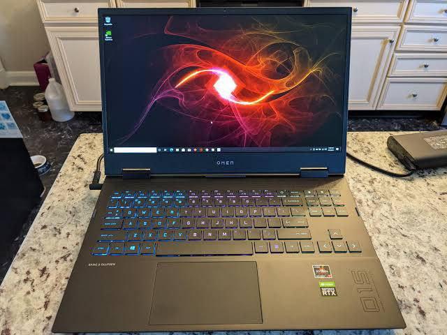 Hp Omen 15 11th G𝗲𝗻eration Laptop