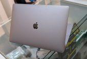 Apple MacBook Pro 15