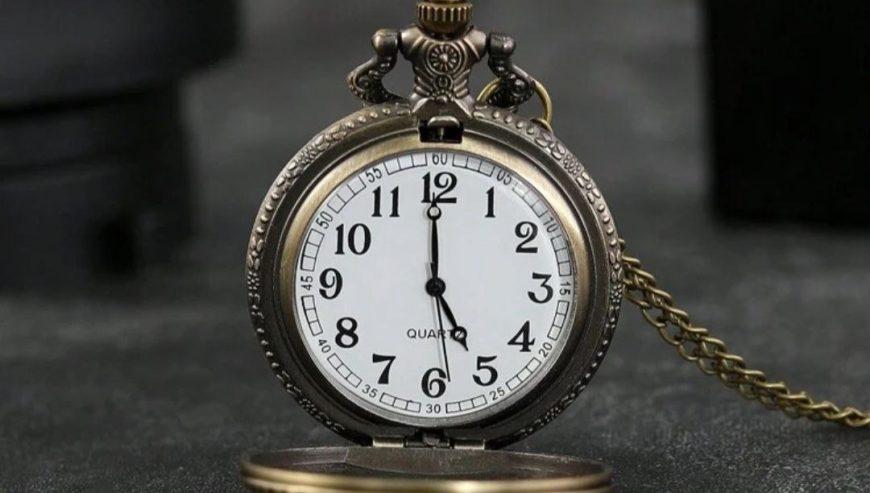 Classic Vintage Chain Quartz Pocket Watch