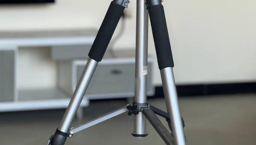 Used Tripod: Weifeng 6307A