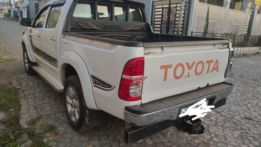 2011 Model-Toyot Hilux D4D Pick Up