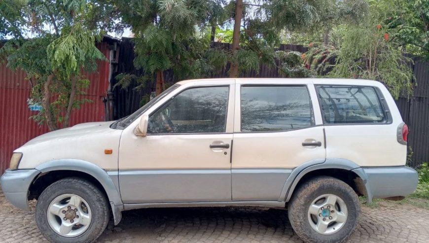 2004 Model-Nissan Terrano