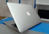 MacBook Air Core i5 Laptop