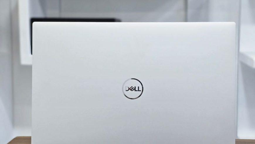 Dell XPS 9520 12th Gen Core i7 Touchscreen Laptop