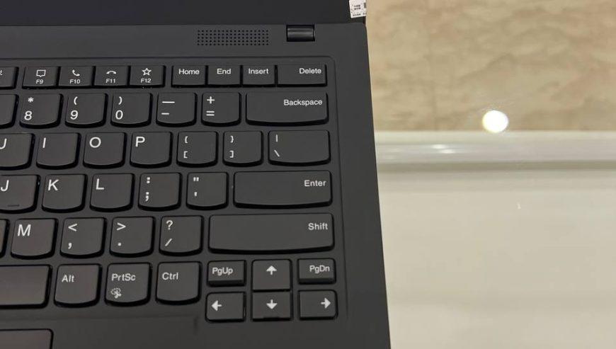 Lenovo Thinkpad X1 Carbon Laptop