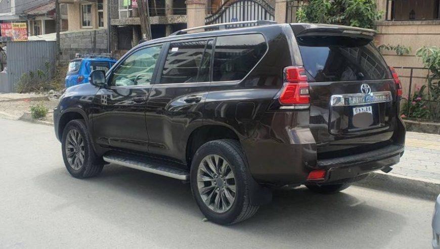 2019 Model-Toyota Landcruiser Prado