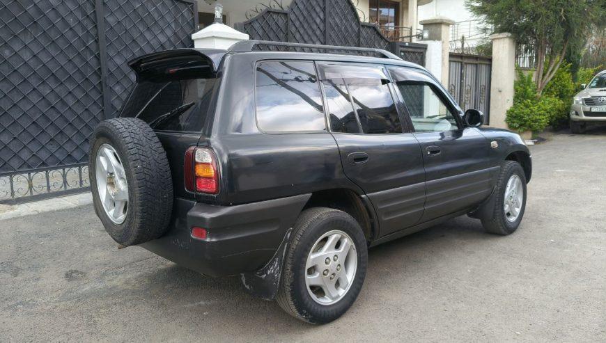 1998 Model-Toyota RAV 4