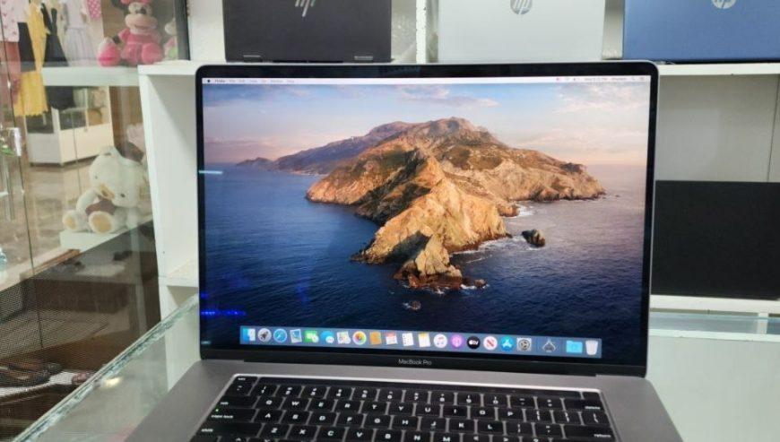 Apple MacBook Pro Core i9 Laptop