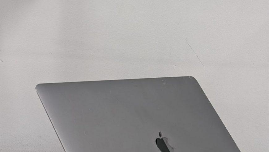 Apple MacBook Pro Core i7 Laptop