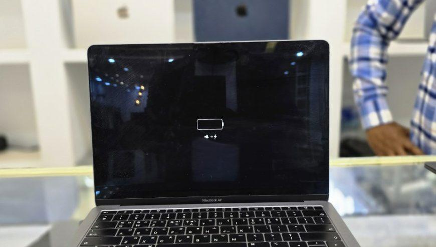 Apple MacBook Air Core i5 Laptop