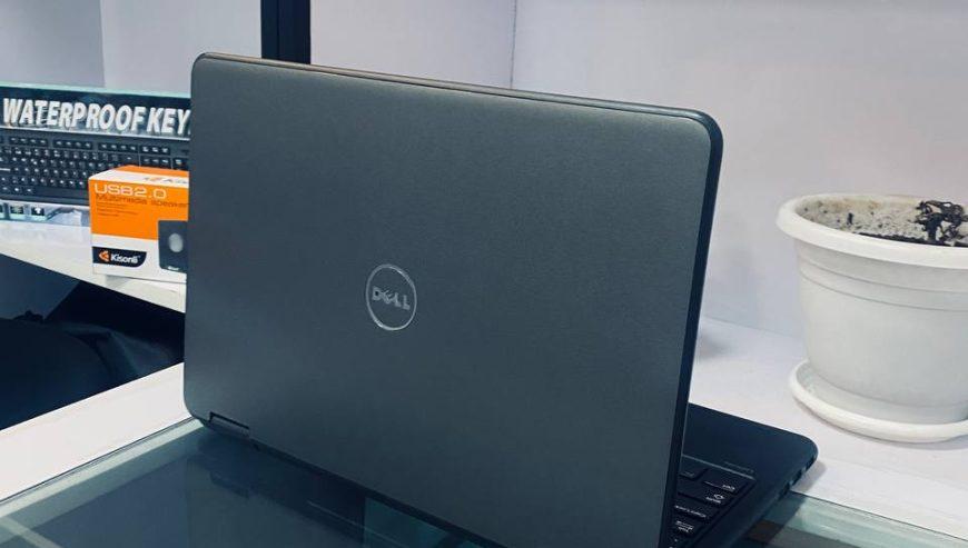 Dell Latitude 3189 Laptop