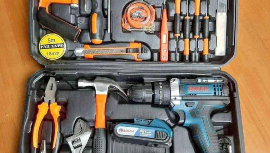 Bosch Rechargeable Drill With Accessories 48v