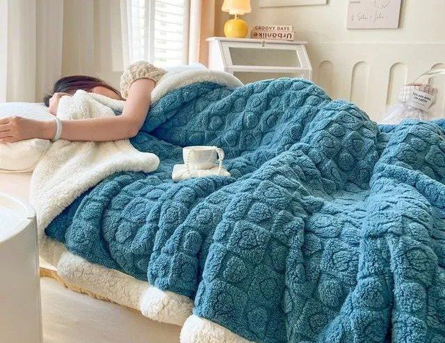 Double Layer Comfortable Blankets