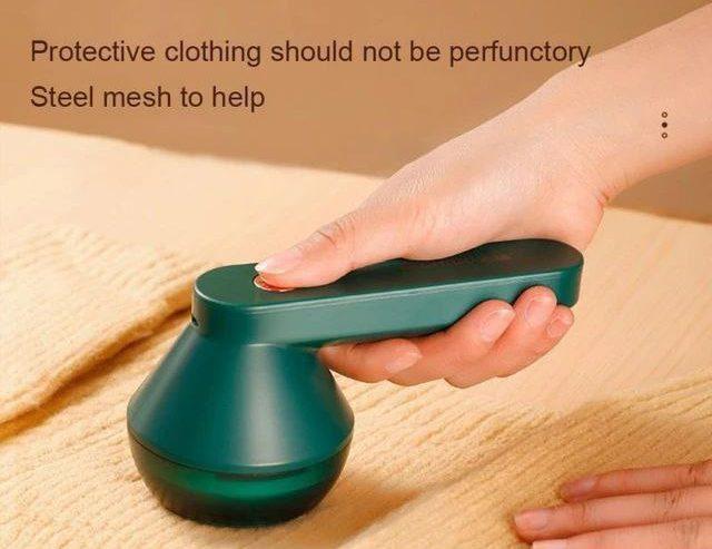 Rechargeable Clothes Lint Remover