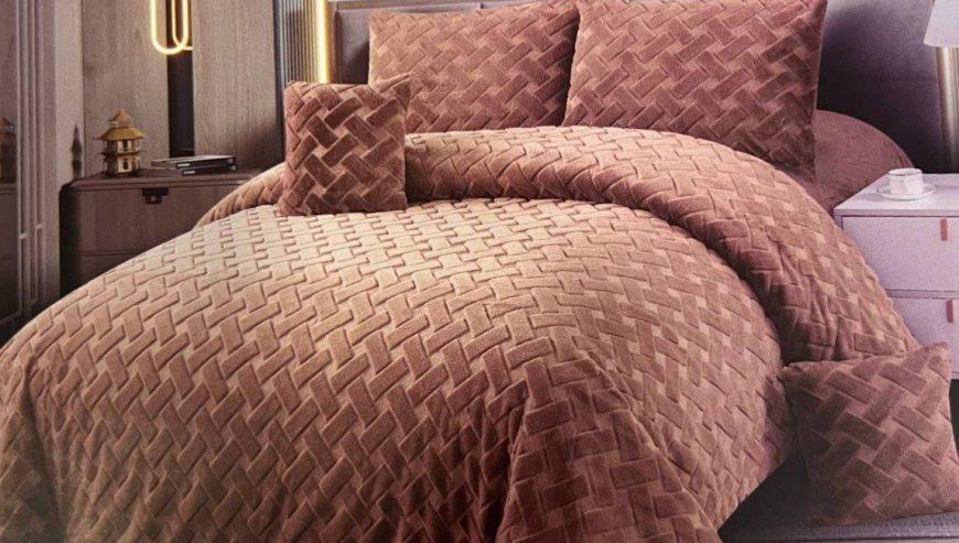 7 Pcs Comforter Set