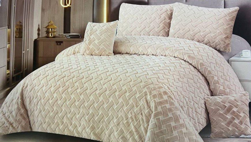 7 Pcs Comforter Set