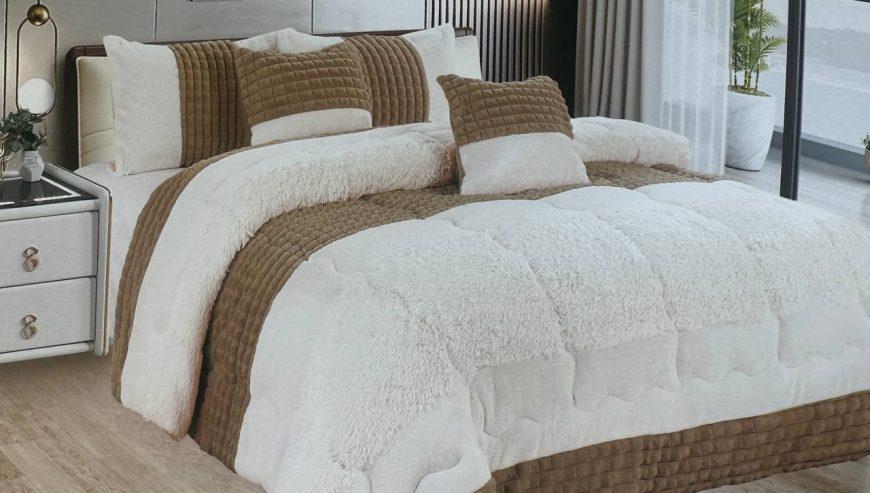 Seven Pcs Comforter Set