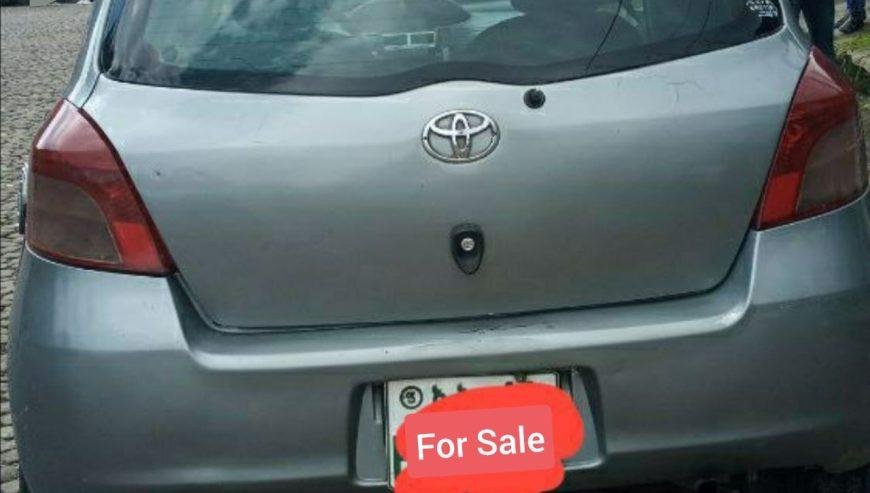 2005 Model-Toyota Yaris Compact