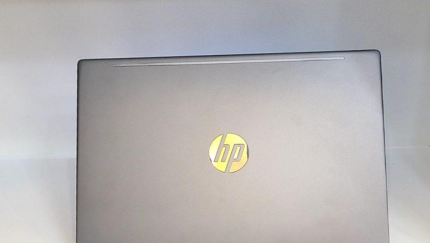 Hp Pavilion  8th Generation Core i5 Laptop