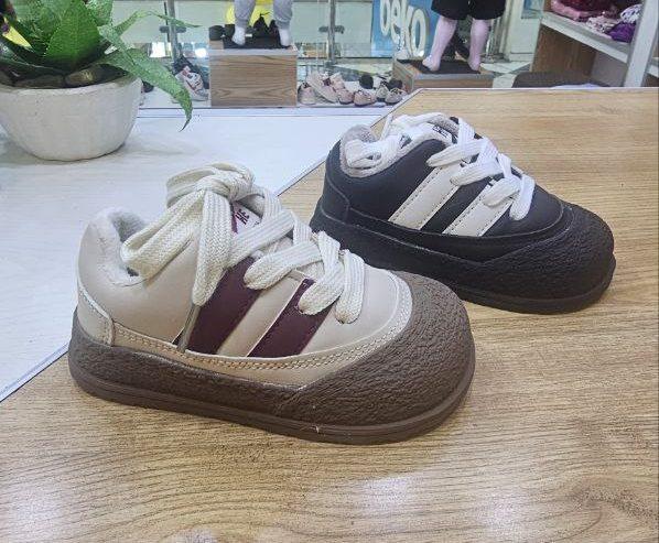 Light Weight Unisex Casual Sport Shoes