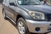 2005 Model-Toyota Rav4