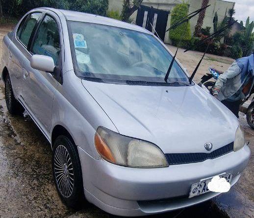 2001 Model-Toyota Platz