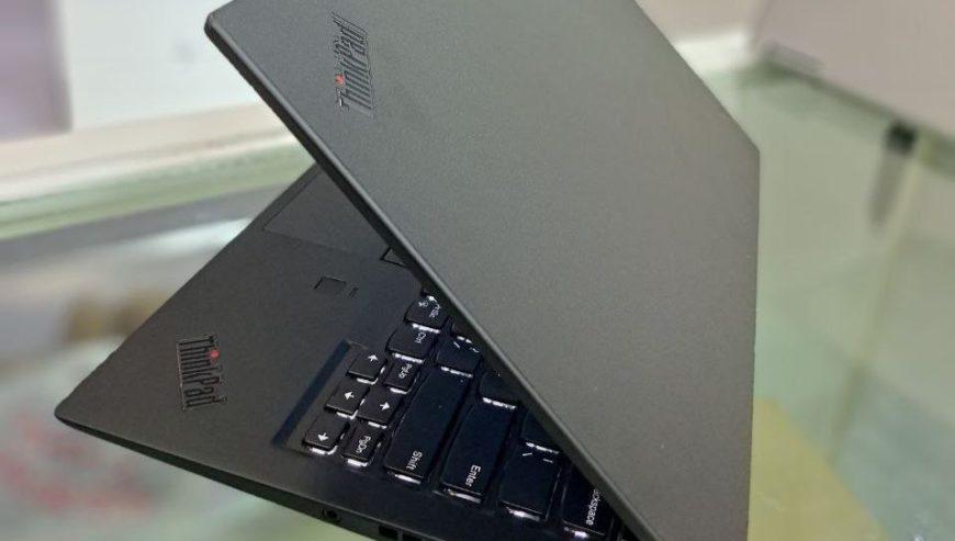  Lenovo X1 Carbon Core i7-8th Generation Laptop