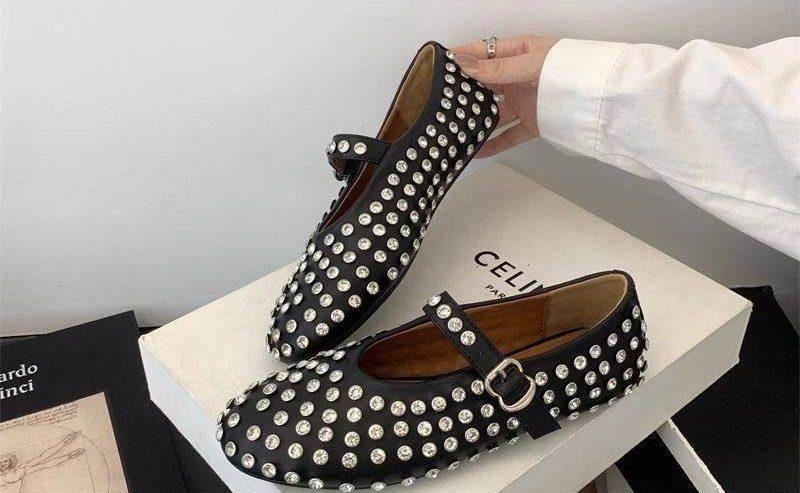 Fashion Women’s Shoes