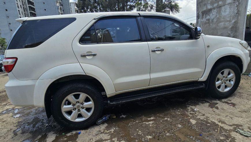 2011 Model-Toyota Fortuner