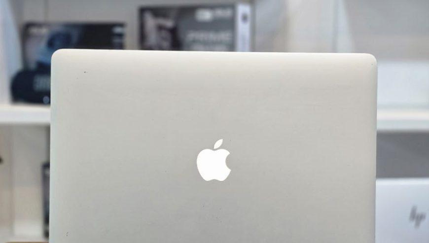 Apple MacBook Pro Core i7 Laptop