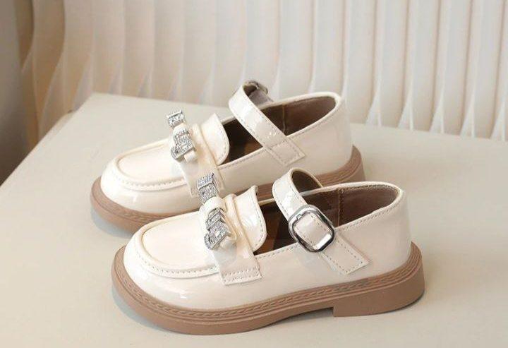 Girls Leather Shoes