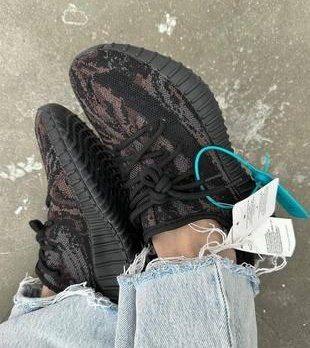 Adidas Yeezy 350 V2 MX Rock Shoes For Woman’s