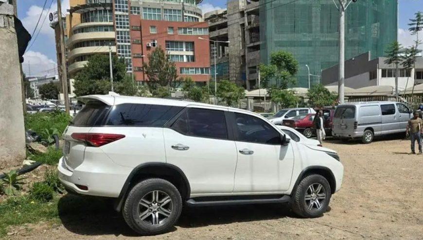 2021 Model-Toyota Fortuner