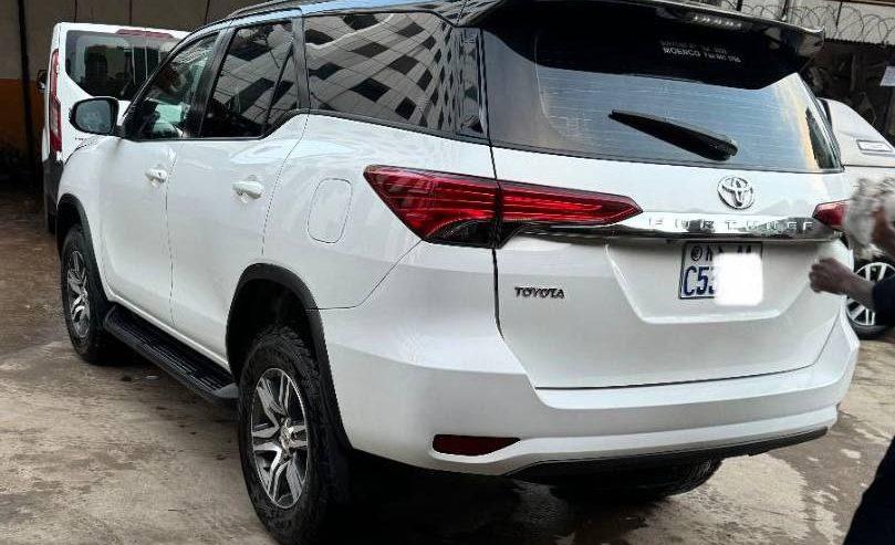 2018 Model-Toyota Fortuner